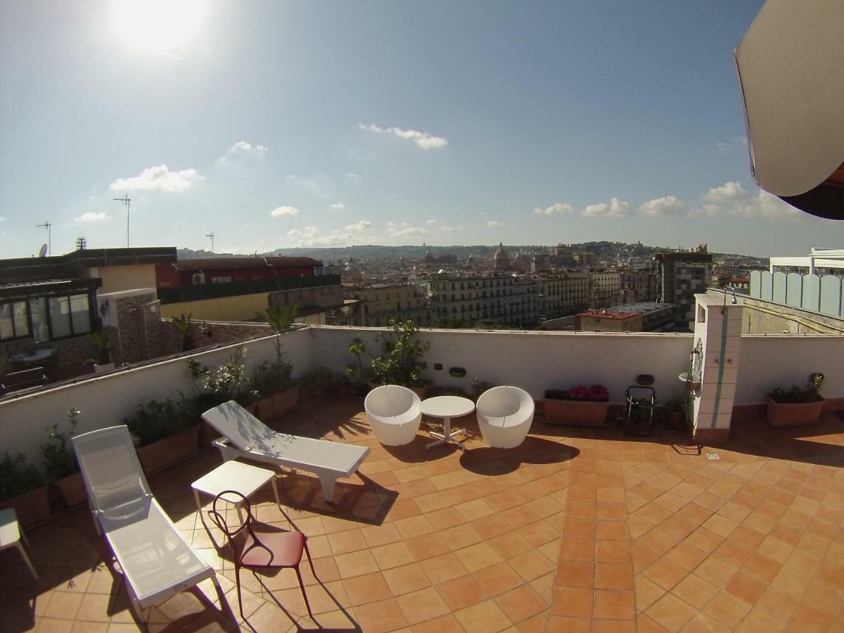 Sonevi Napoli